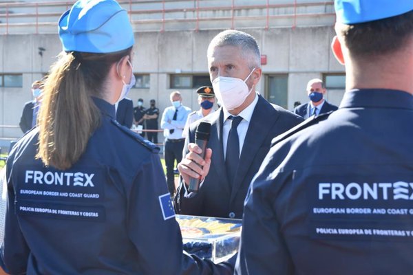 Marlaska clausura la formación de 86 nuevos agentes de Frontex en la escuela de la Policía Nacional de Ávila