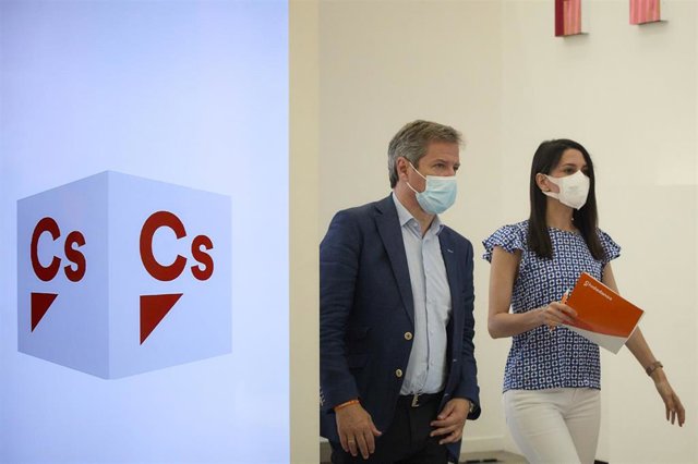 Arrimadas afea a Sánchez su silencio ante la subida de la luz y le recuerda lo que exigía a Rajoy: - Vimarsana News