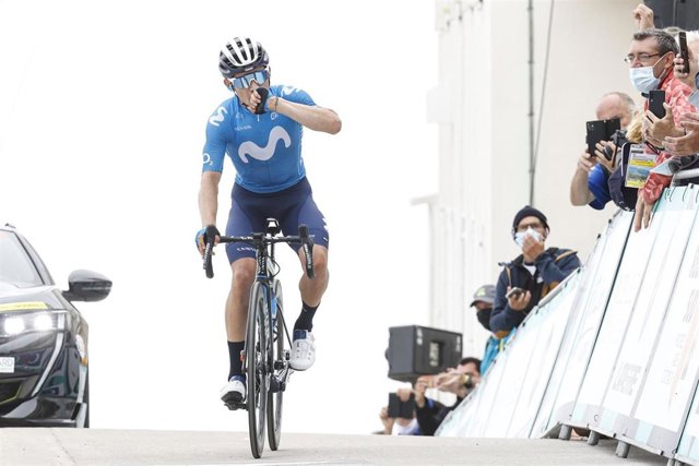 El colombiano Miguel Ángel López renueva con el Movistar Team hasta 2023 - Vimarsana News