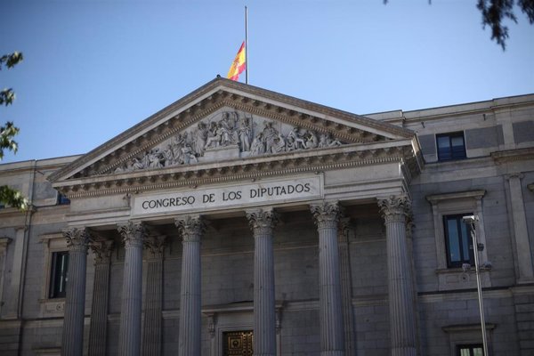 El Congreso rechaza la petición del PP para que Llop explique la denegaciones 