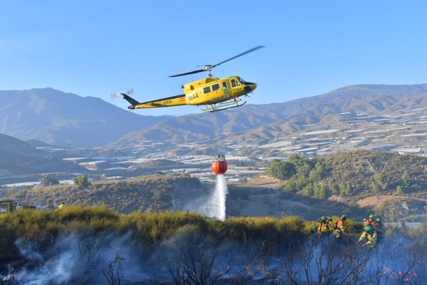 Desactivado el nivel uno del Plan de Emergencias por el incendio de Gualchos (Granada)