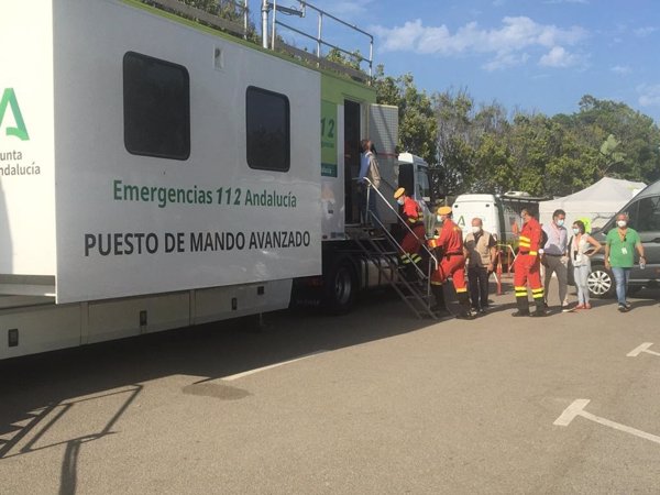 Ascienden a más de 2.600 los desalojados por el incendio forestal en Sierra Bermeja