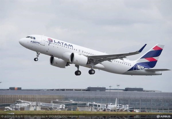 Latam Airlines actualizará más de 200 A320 para ahorrar combustible