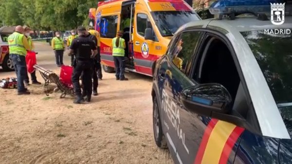 Apuñalan de gravedad, con la mano semiamputada, a un joven de 19 años en un parque de Carabanchel (Madrid)