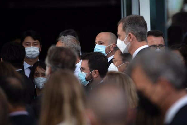 El Rey vuelve a Barcelona para inaugurar el salón del automóvil en plena polémica por la detención de Puigdemont