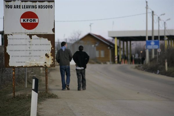 Borrell pide rebajar la tensión en el norte de Kosovo