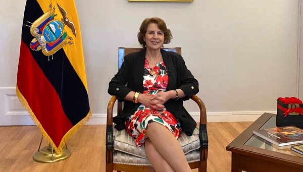 La ecuatoriana Rosalía Arteaga aspira a reforzar la SEGIB como 