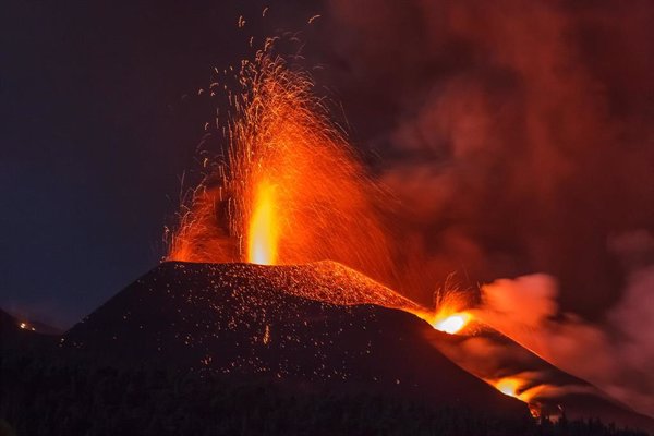 La nubosidad en la zona afectada por el volcán de La Palma impide Copernicus actualizar los datos