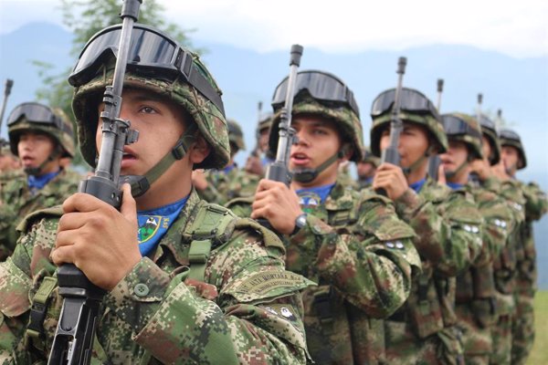 Al menos tres militares muertos y varios heridos en un ataque del Clan del Golfo en Colombia