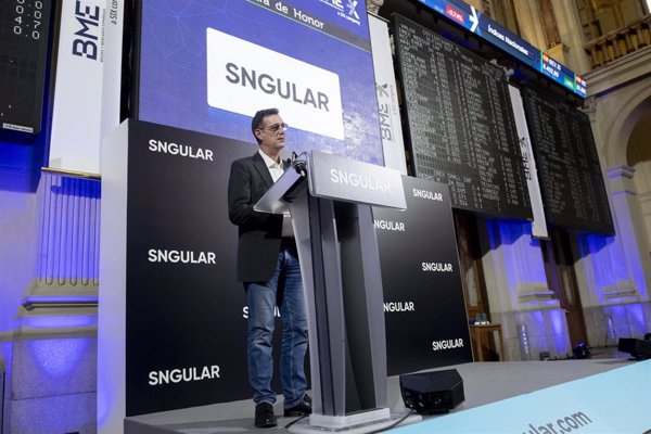 Sngular cierra su primera jornada en bolsa con una subida del 19%