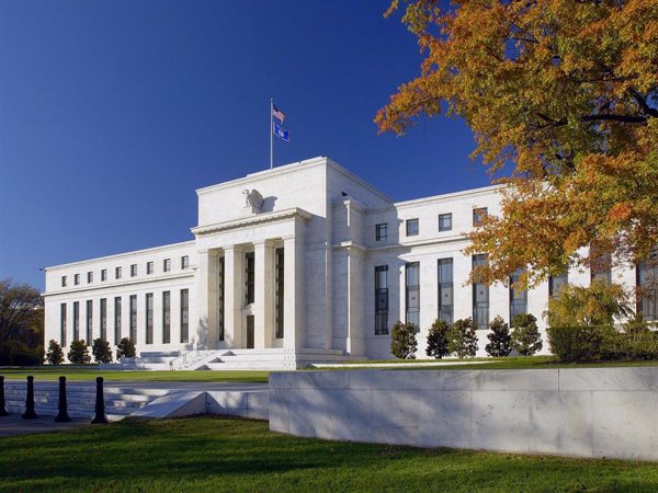 El Libro Beige de la Fed constata que los problemas de contratación y suministro frenan el crecimiento