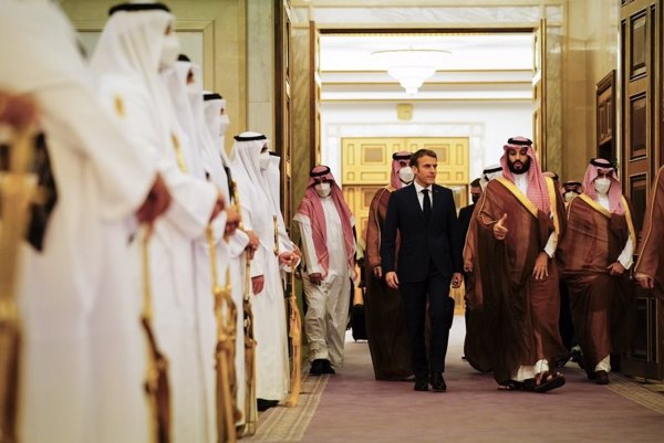 Macron obtiene de Arabia Saudí su 