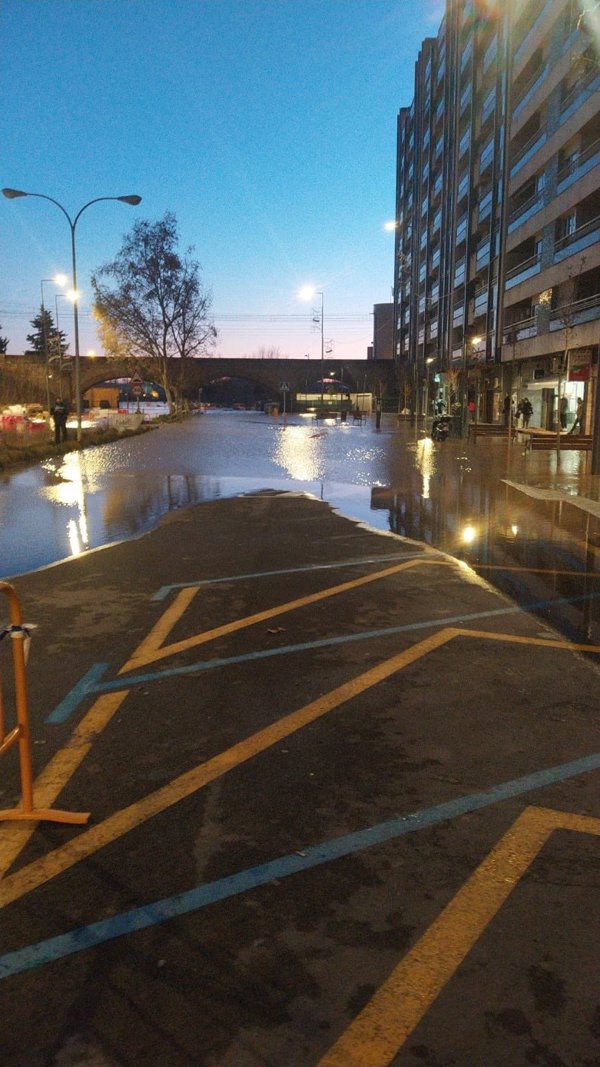 Tudela (Navarra) amanece anegada debido al desbordamiento del río Ebro