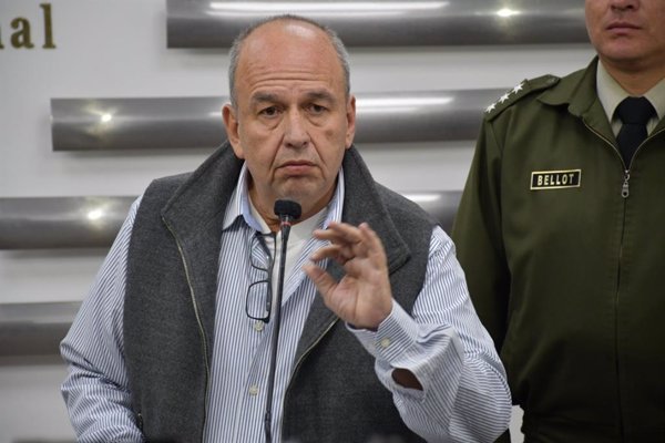 La Fiscalía boliviana denuncia a dos exministros Áñez por sobrecostes en la compra de material antidisturbios