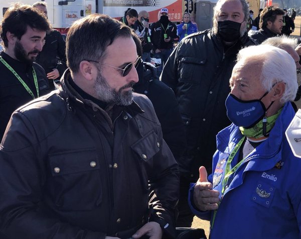 Santiago Abascal visita la concentración motera Pingüinos en Valladolid