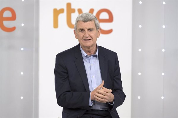 El presidente de RTVE recuerda que el objetivo de las televisiones públicas europeas es 