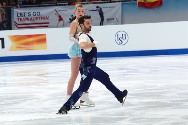 Olivia Smart y Adrián Díaz logran un histórico billete para los JJOO con el cuarto puesto del Europeo