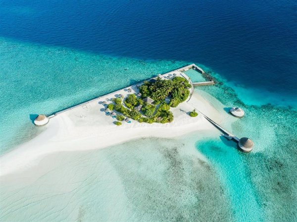El CSIC-UIB evalúa el riesgo de inundación en los atolones para prevenir los efectos del cambio climático con adaptación