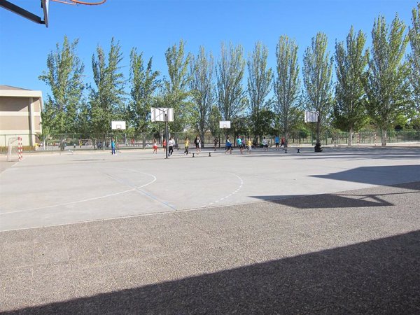 CSIF exige que las mascarillas sigan siendo obligatorias en todo el entorno escolar