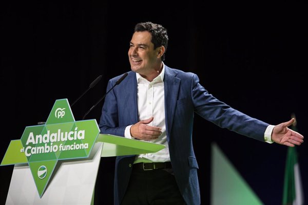 PP-A ganaría en Andalucía con 4,7 puntos sobre el PSOE-A y sumaría mayoría absoluta con Vox, según un sondeo