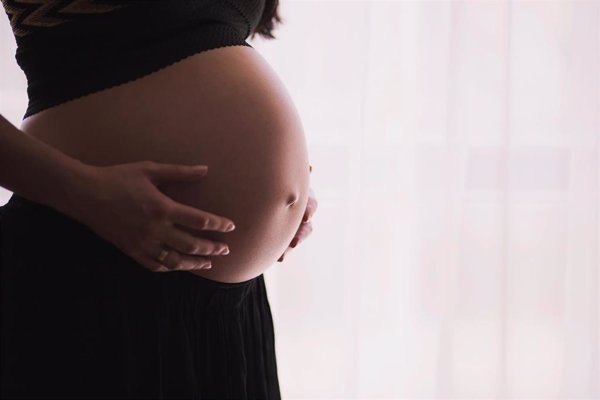 La pérdida de peso en mujeres obesas no favorece las posibilidades de embarazo, según un estudio