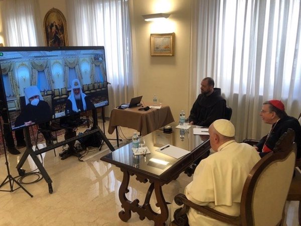 El Papa usa la 'Ostpolitik' con el patriarca de Moscú para ganar influencia sobre Putin, según un experto