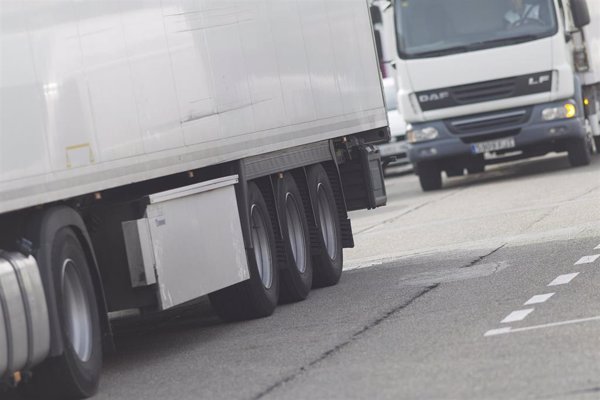 Hasta 260.000 camiones se beneficiarán de las ayudas anunciadas por el Gobierno, según UNO Logística