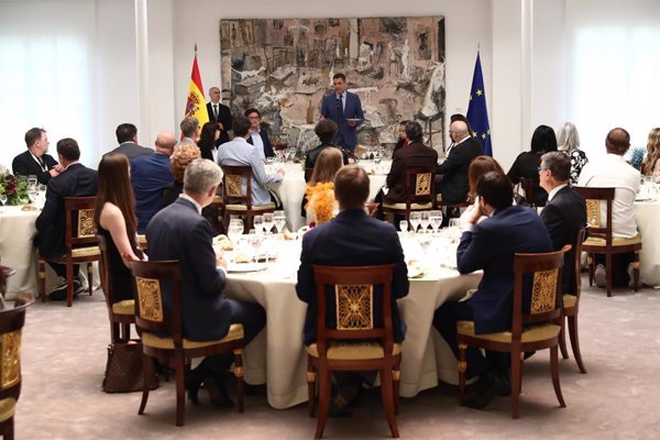 Sánchez almuerza con representantes de empresas del audiovisual de EEUU en el encuentro 'Shooting in Spain Focus on USA'