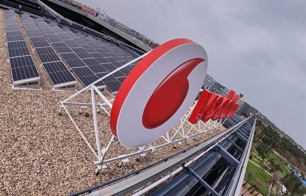 Vodafone sube un 2,24% en Bolsa tras la entrada de Etisalat en su accionariado
