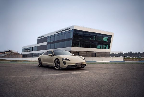 Porsche lanza la edición exclusiva Taycan GTS Hockenheimring, con una potencia de casi 600 caballos