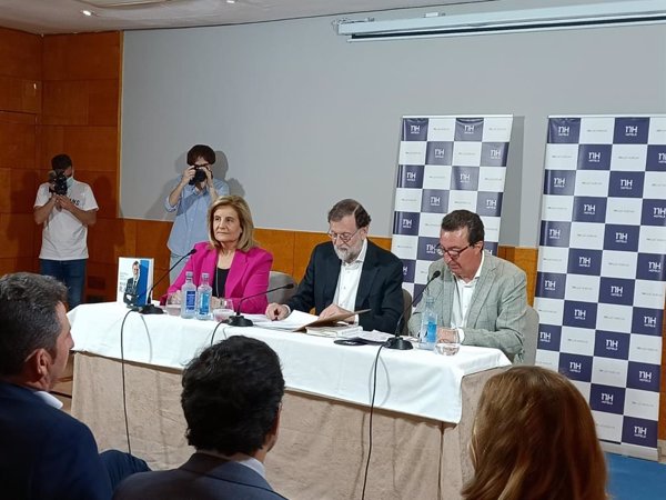 Rajoy asegura que el actual Gobierno 