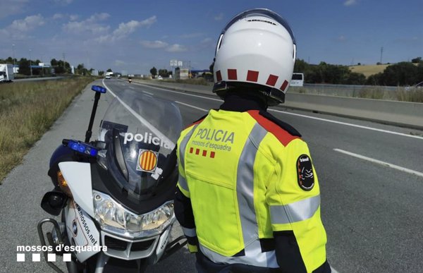 Muere un motorista al chocar con un turismo en Calonge de Segarra (Barcelona)