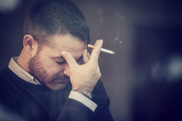 Neumólogo recuerda que el consumo de tabaco se asocia a la aparición de EPOC y cáncer de pulmón