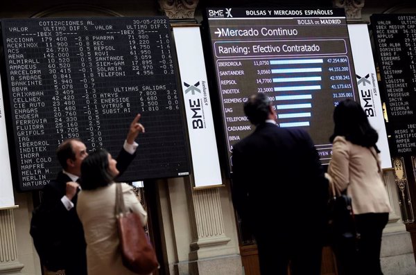 El Ibex 35 subía un leve 0,05% a media sesión pese al impulso de Inditex