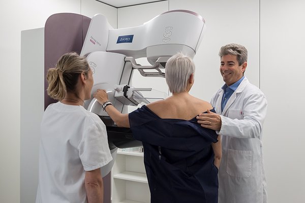 La mamografía con contraste, una alternativa para evaluar la respuesta a la terapia neoadyuvante en cáncer de mama