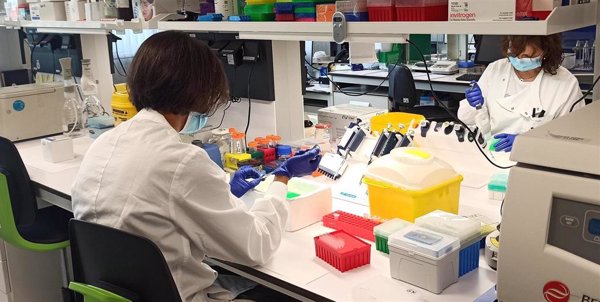 El ISCIII pone a disposición de la comunidad científica cultivos del virus de la viruela del mono para su investigación