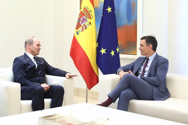Sánchez busca inversiones en España de la industra química en una reunión con el presidente de BASF