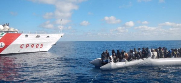 Al menos 22 migrantes muertos frente a las costas de Libia cuando intentaban cruzar a Europa