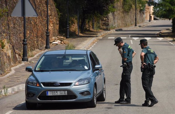 Muere un hombre y una mujer resulta herida en un accidente en  Zarza la Mayor, Cáceres