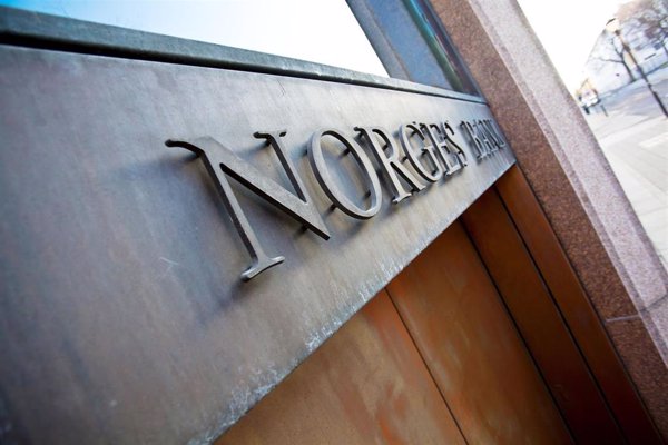 El Banco de Noruega vuelve a subir 50 puntos básicos los tipos, hasta el 1,75%