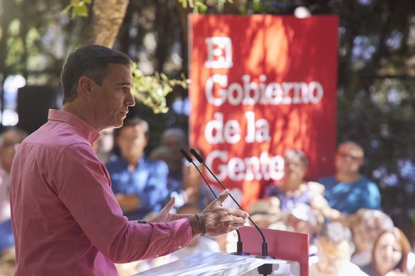 Sánchez acusa a Andalucía de no hacer 