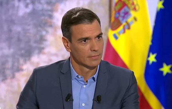 Sánchez acusa al PP de defender el 