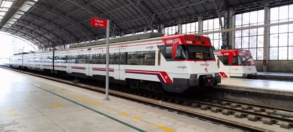 Una avería en Renfe impide la circulación durante algo más de una hora en las líneas C1 y C2 de Bilbao