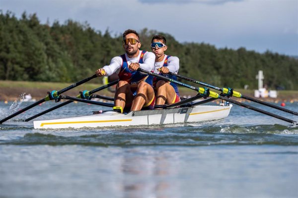 Tres barcos españoles lucharán por las medallas en el Mundial de remo