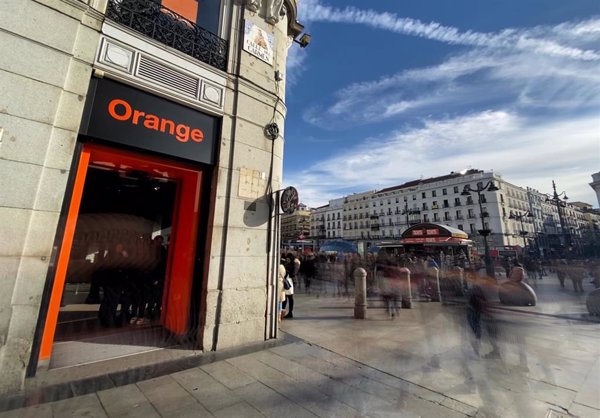 Orange mejora sus tarifas de prepago que llegarán hasta los 100 GB de datos móviles