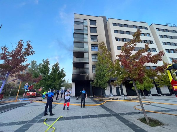 Fallece un niño de cinco años en la explosión en un local comercial de Alcorcón (Madrid)