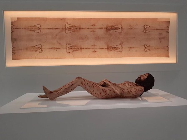 Una exposición en Salamanca muestra el cuerpo hiperrealista de Jesucristo a partir de la Sábana Santa