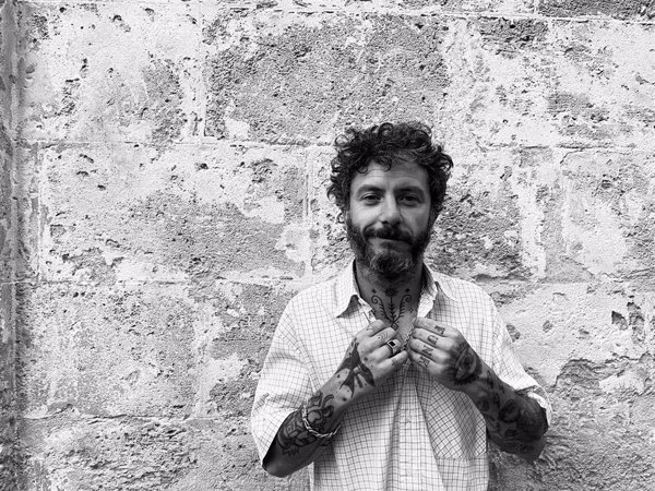 Juanito Makandé se despide este viernes de los escenarios con su actuación en Sevilla