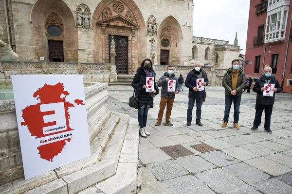 Un informe vincula a la plataforma de la España Vaciada con la ideología de izquierdas, pese a su intento de desmarcarse