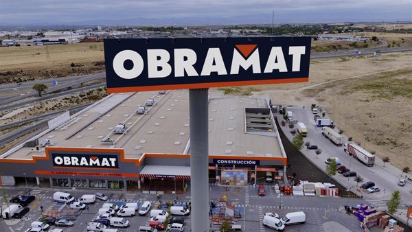 Bricomart, empresa de distribución de materiales para la construcción, pasa a llamarse Obramat